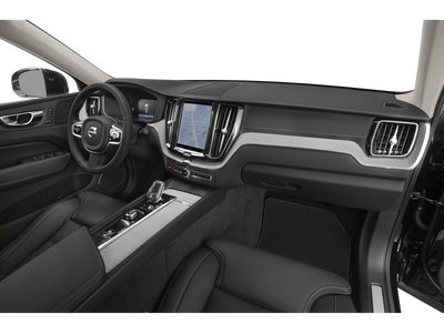 2022 Volvo XC60 B6 R-Design