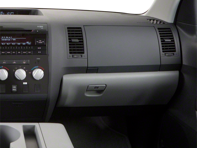 2013 Toyota Tundra CrewMax 5.7L V8 6-Spd AT (Natl)