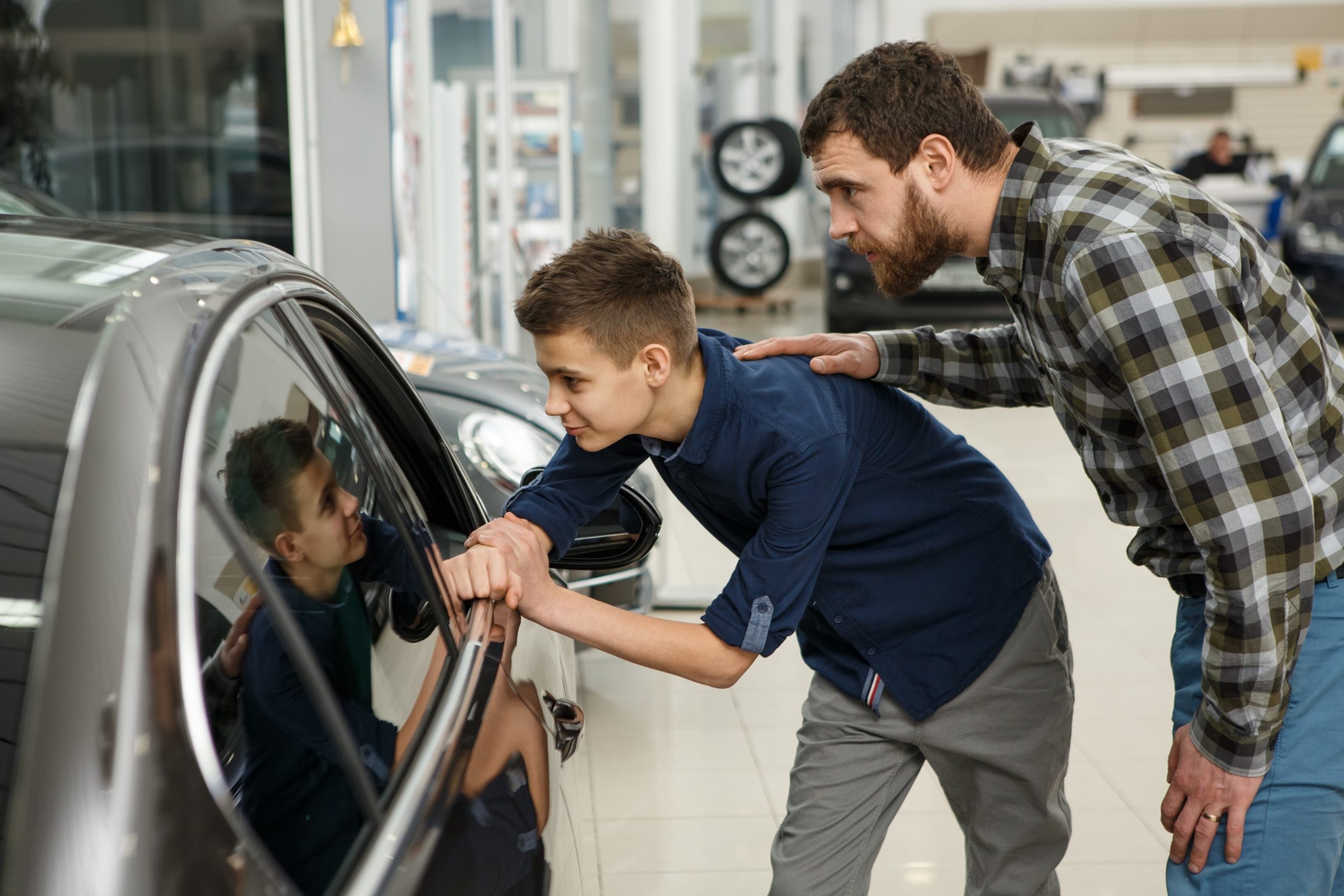 4 Tips for Car Shopping for Your Teen Driver
