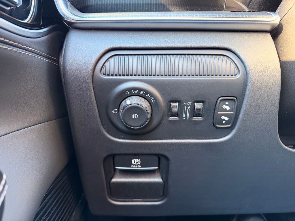 2024 Jeep Grand Wagoneer L Obsidian