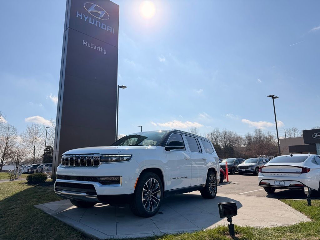 2023 Jeep Grand Wagoneer Series III