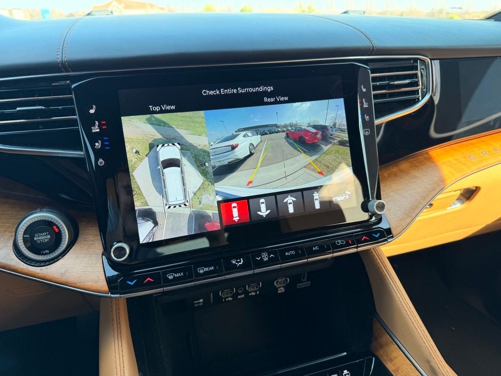 2023 Jeep Grand Wagoneer Series III