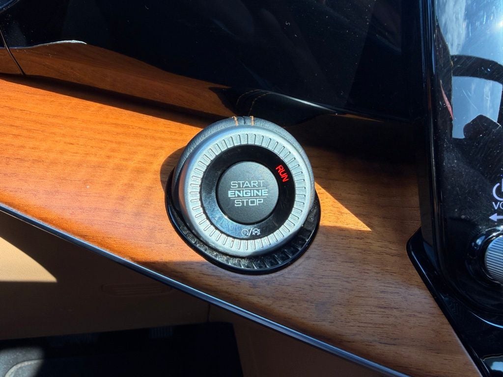 2023 Jeep Grand Wagoneer Series III