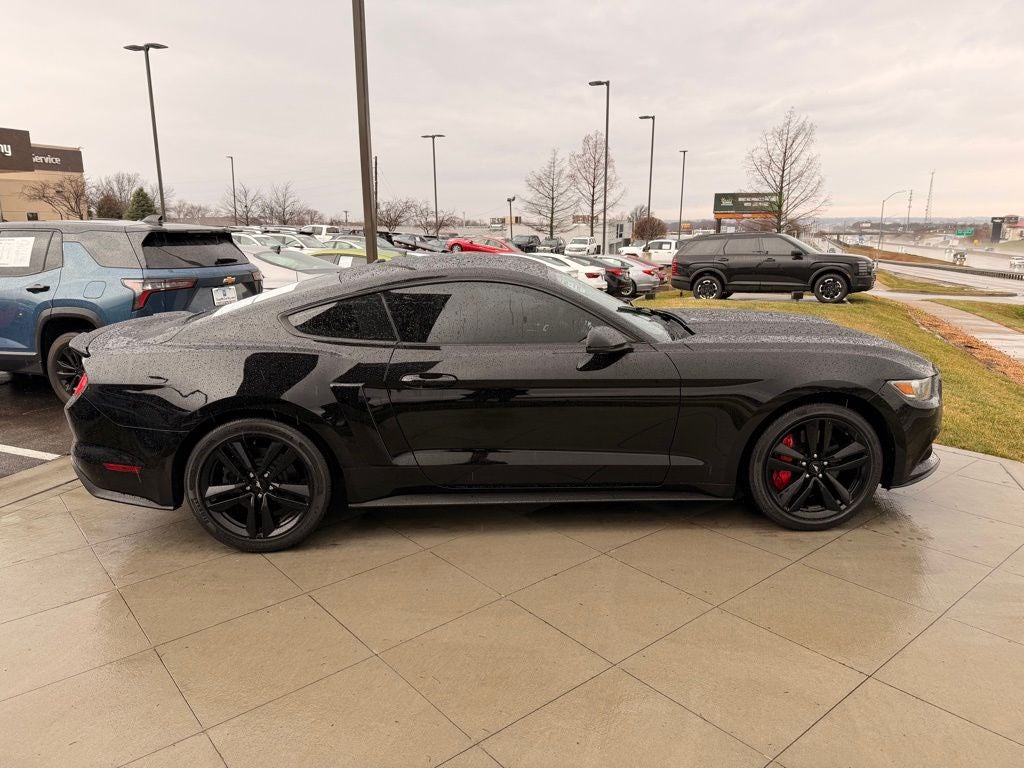 2016 Ford Mustang EcoBoost Premium
