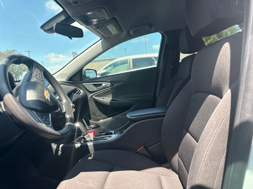 2020 Chevrolet Malibu LS 1LS