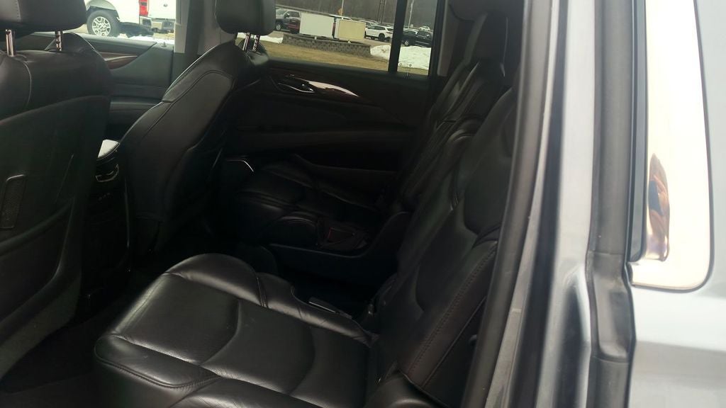 2018 Cadillac Escalade ESV Luxury