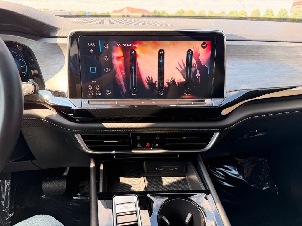 2024 Volkswagen Atlas Cross Sport 2.0T SE w/Technology