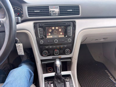 2013 Volkswagen Passat TDI SE w/Sunroof/Nav