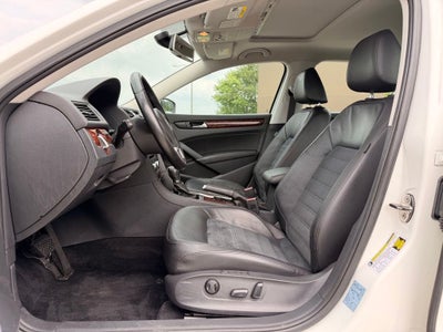 2013 Volkswagen Passat TDI SEL Premium