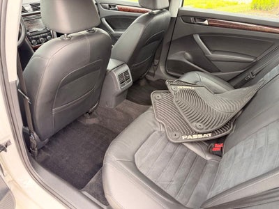2013 Volkswagen Passat TDI SEL Premium