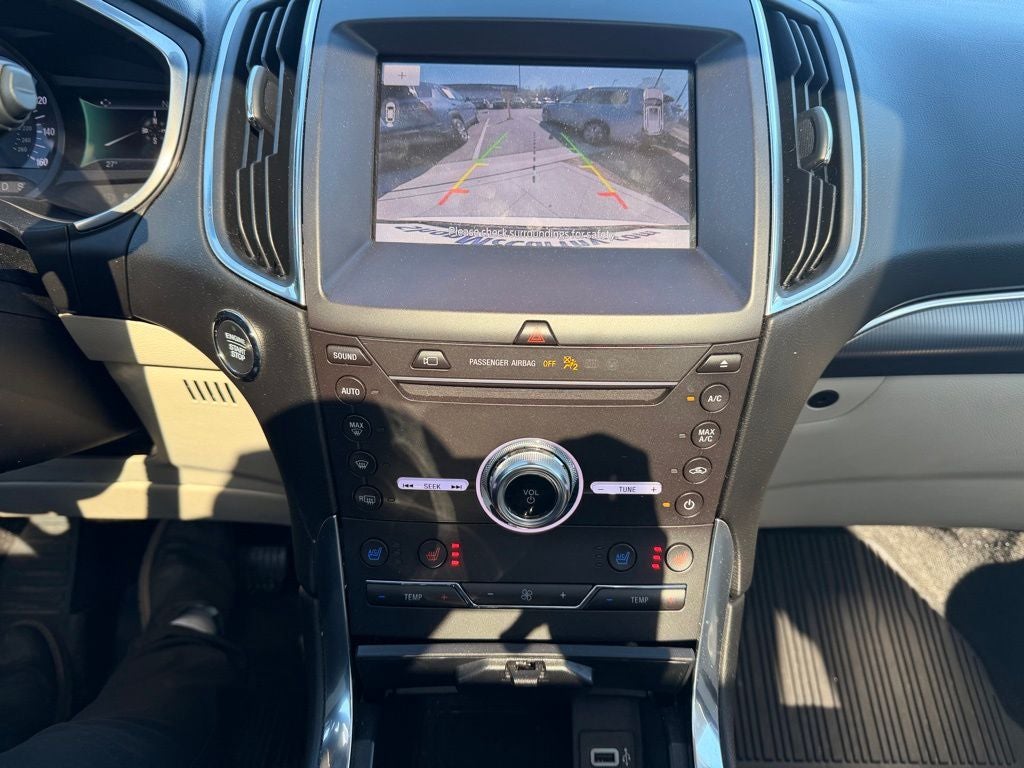 2019 Ford Edge Titanium