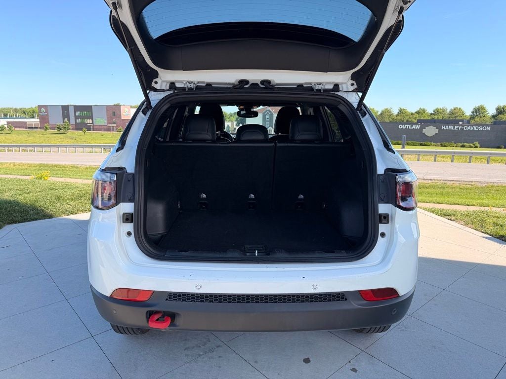 2025 Jeep Compass Trailhawk