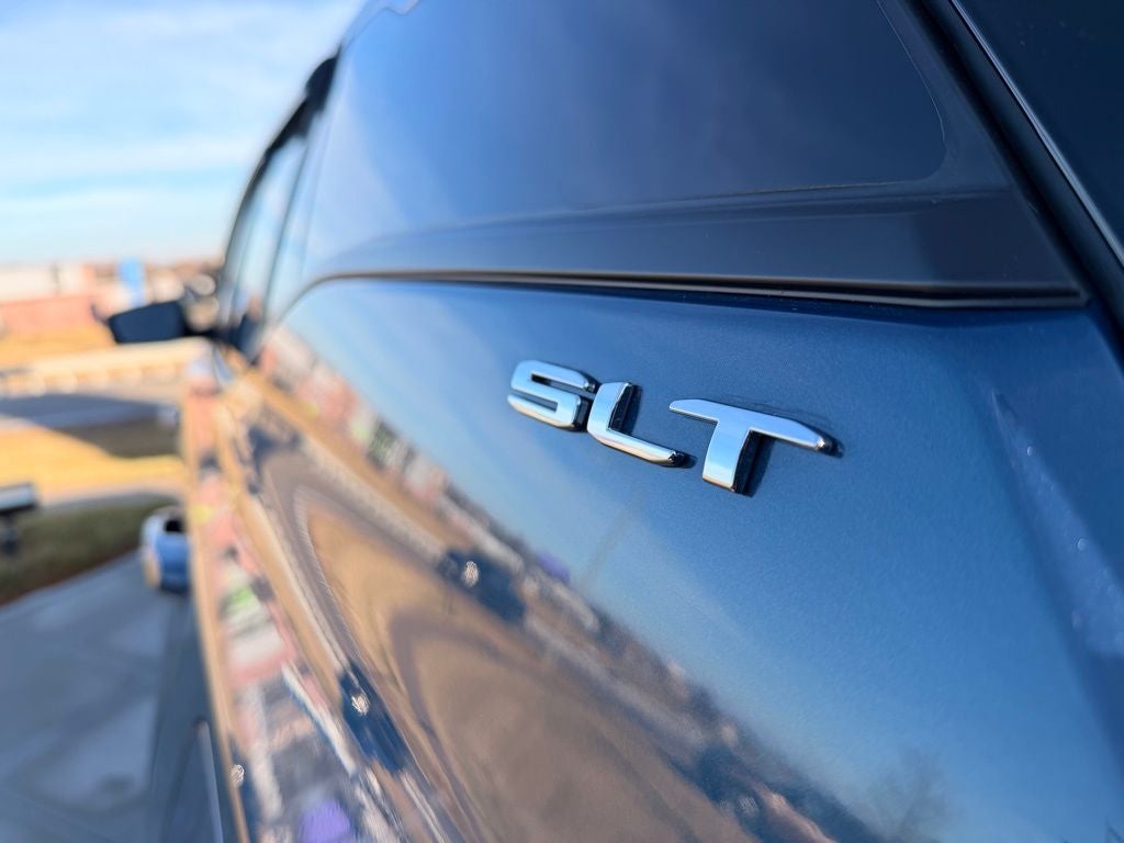 2024 GMC Terrain SLT