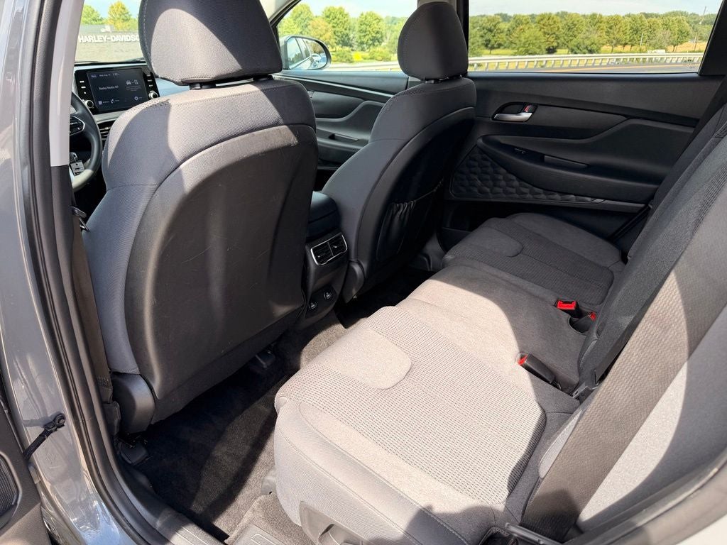 2022 Hyundai Santa Fe SE