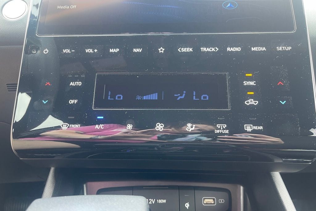 2024 Hyundai Santa Cruz SEL Activity