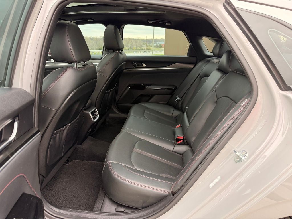 2022 Kia K5 GT