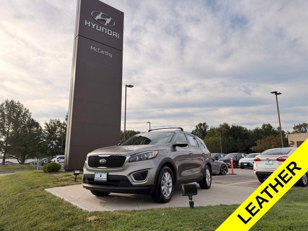2017 Kia Sorento LX
