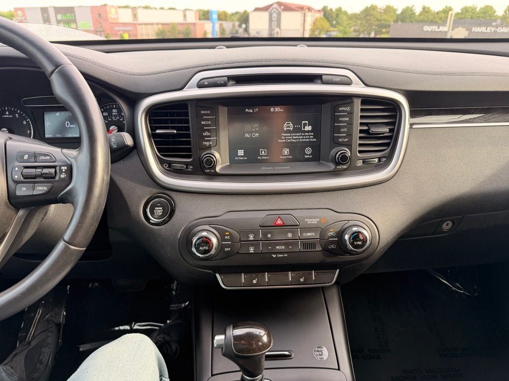 2017 Kia Sorento LX