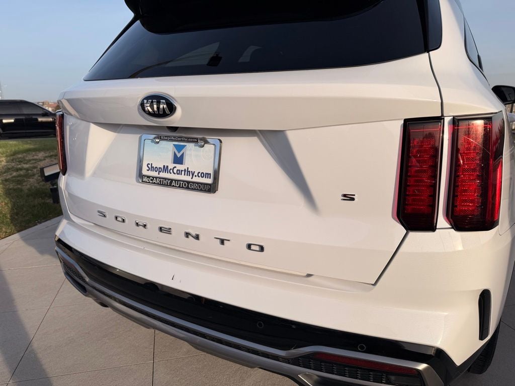 2021 Kia Sorento S