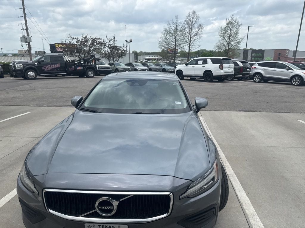 2019 Volvo S60 T6 Momentum