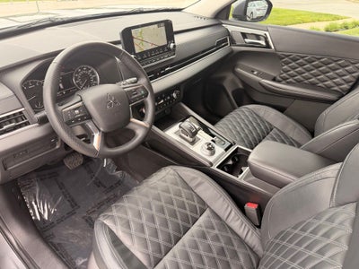 2022 Mitsubishi Outlander SEL