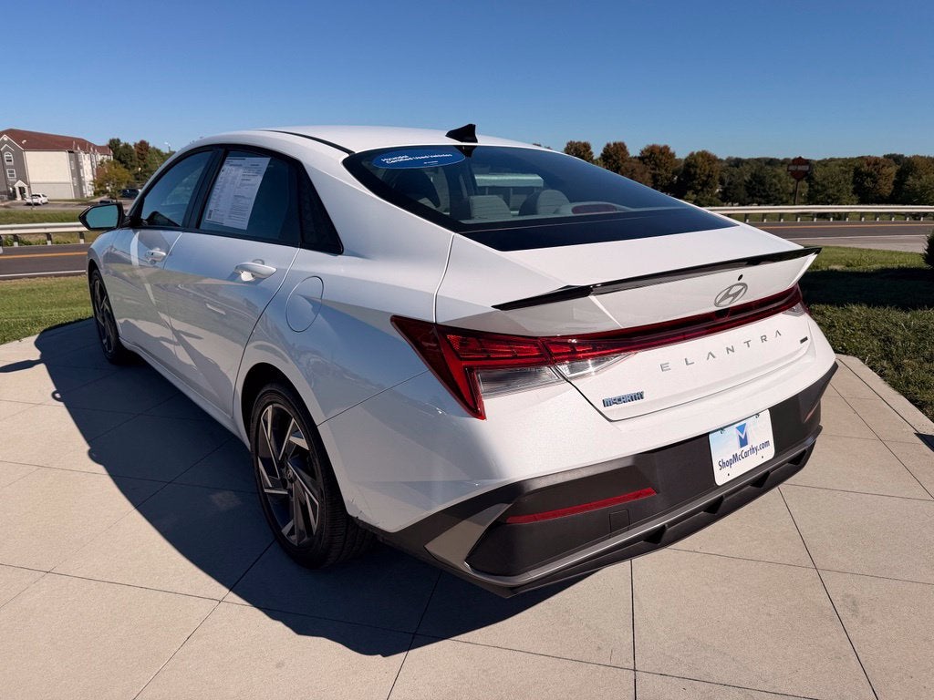 2025 Hyundai Elantra Hybrid SEL Sport