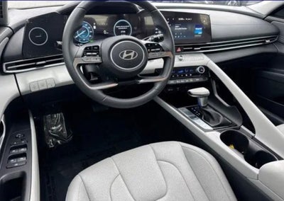 2025 Hyundai Elantra Hybrid Limited