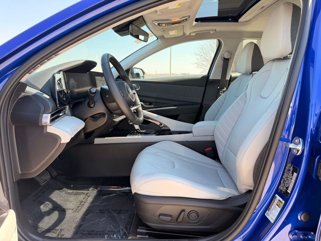 2025 Hyundai Elantra Limited