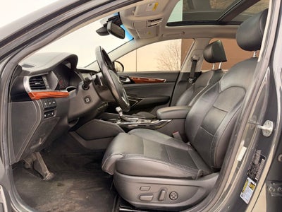 2018 Kia Cadenza Technology