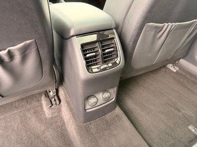 2017 Kia Cadenza Technology