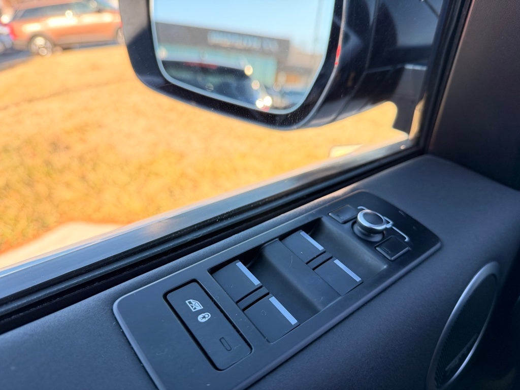 2020 Land Rover Discovery HSE