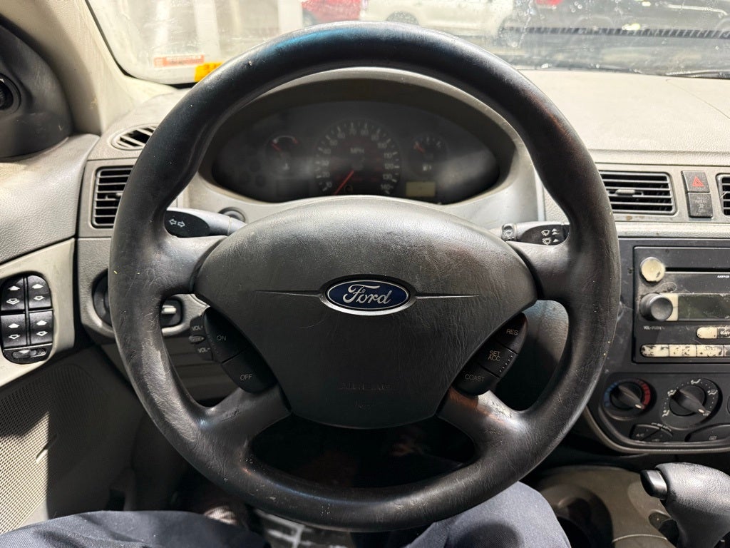 2005 Ford Focus ZX4