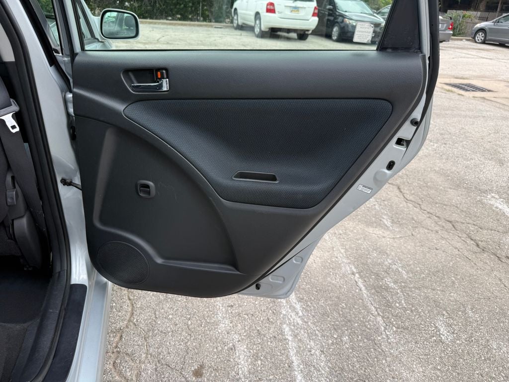2007 Toyota Matrix Base
