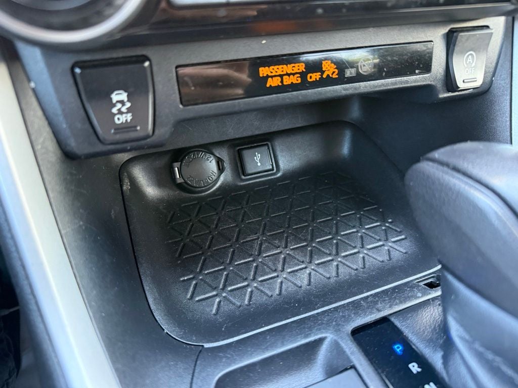 2020 Toyota RAV4 LE AWD