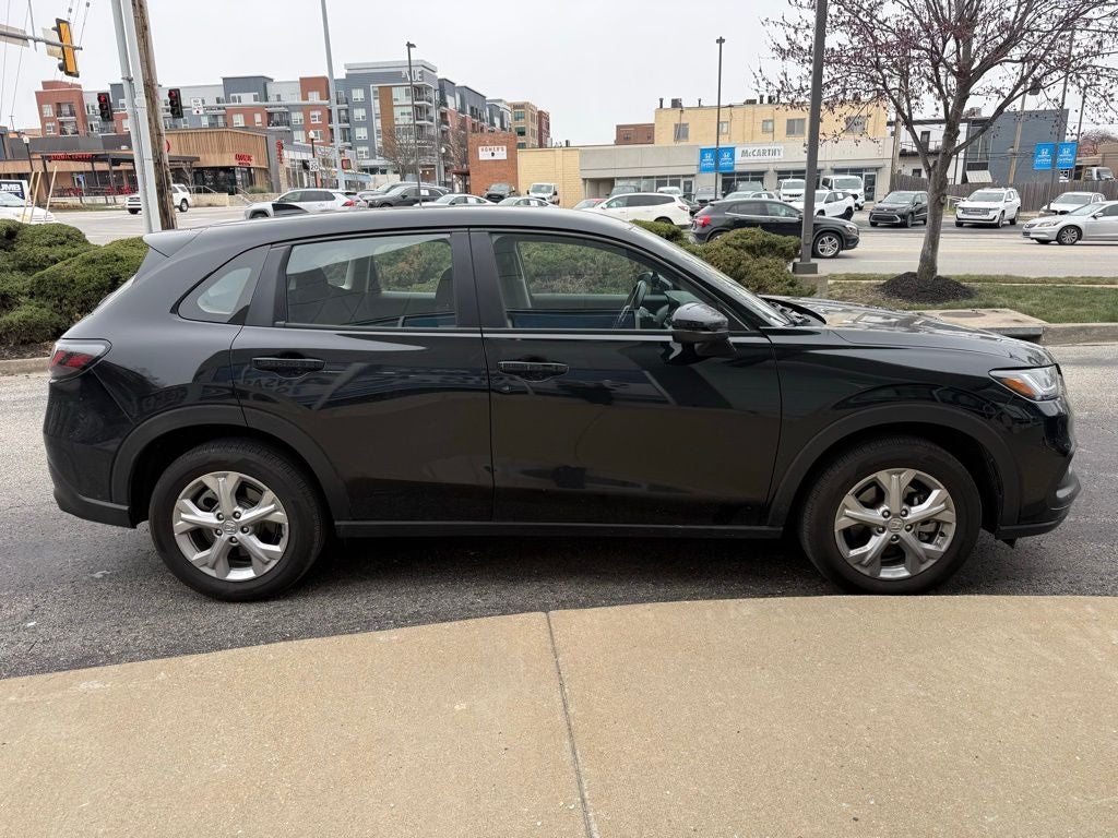 2025 Honda HR-V LX