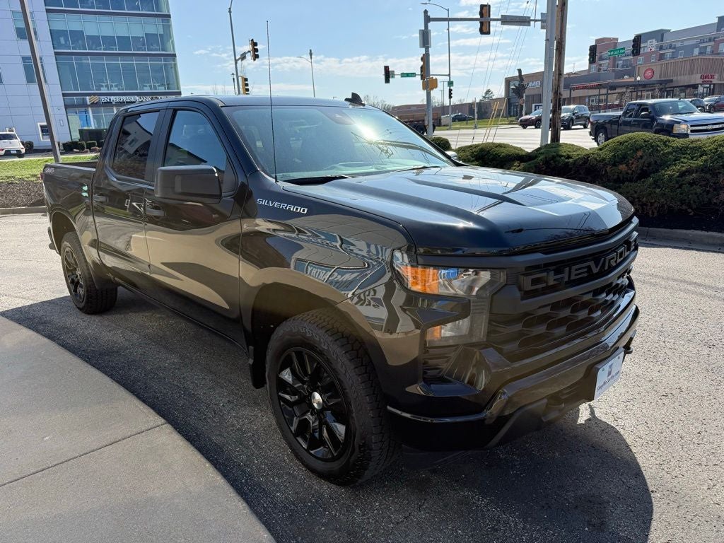 2024 Chevrolet Silverado 1500 Custom