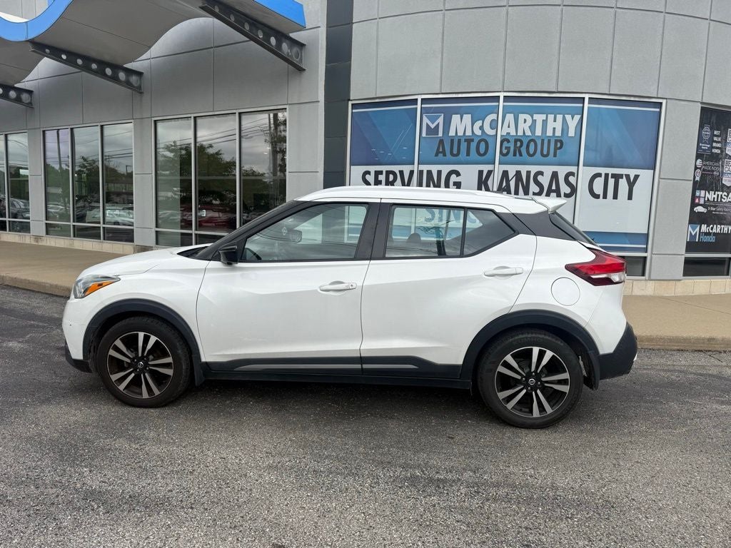 2020 Nissan Kicks SR