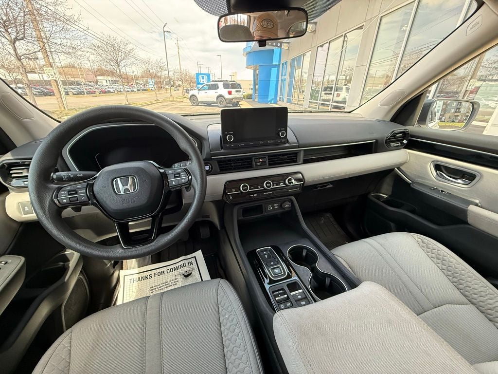 2023 Honda Pilot LX