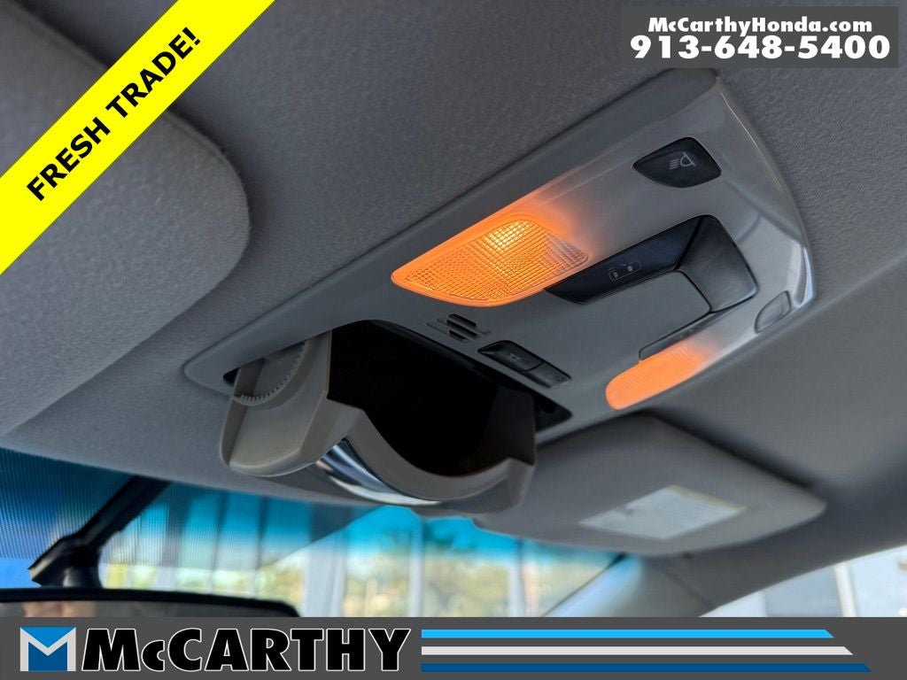 2013 Toyota Sienna LE 8 Passenger