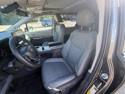 2024 Toyota Sienna Limited 7 Passenger