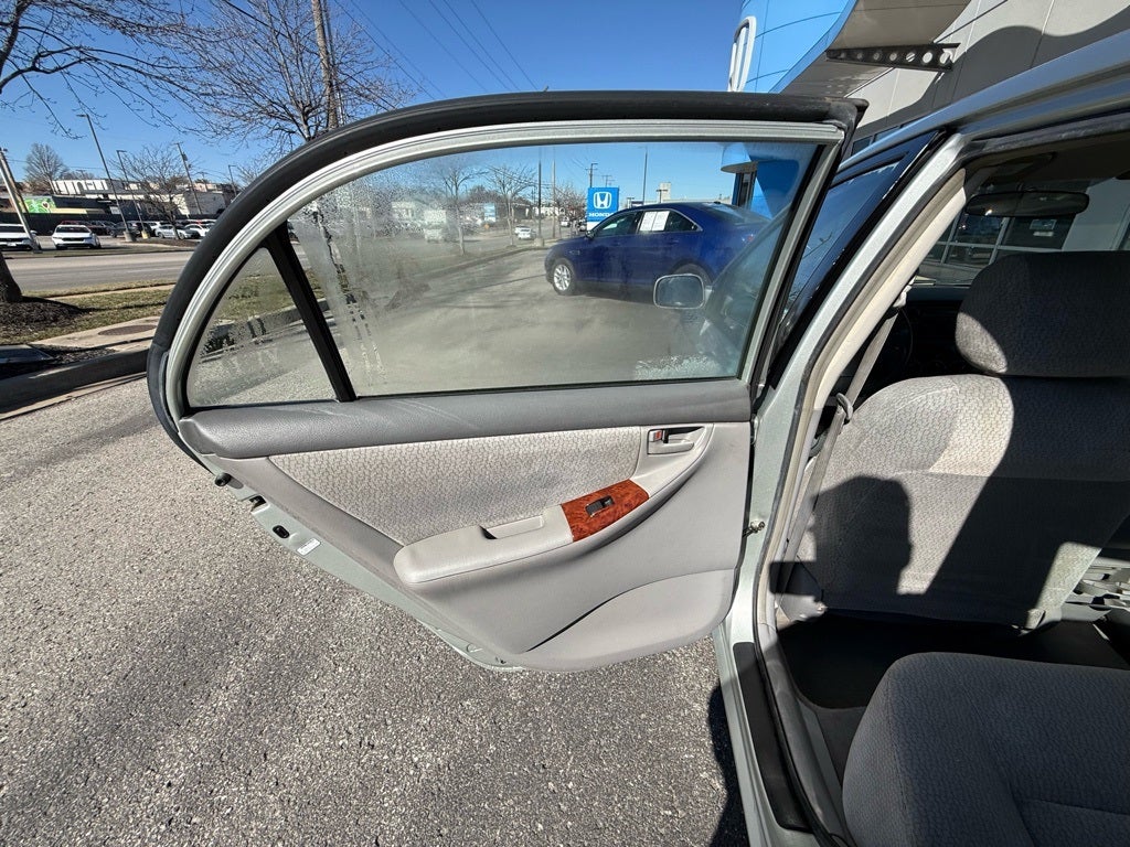 2004 Toyota Corolla LE