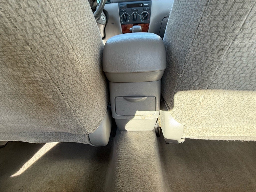 2004 Toyota Corolla LE