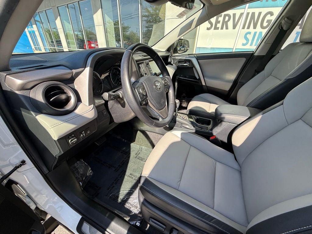 2017 Toyota RAV4 Hybrid Limited