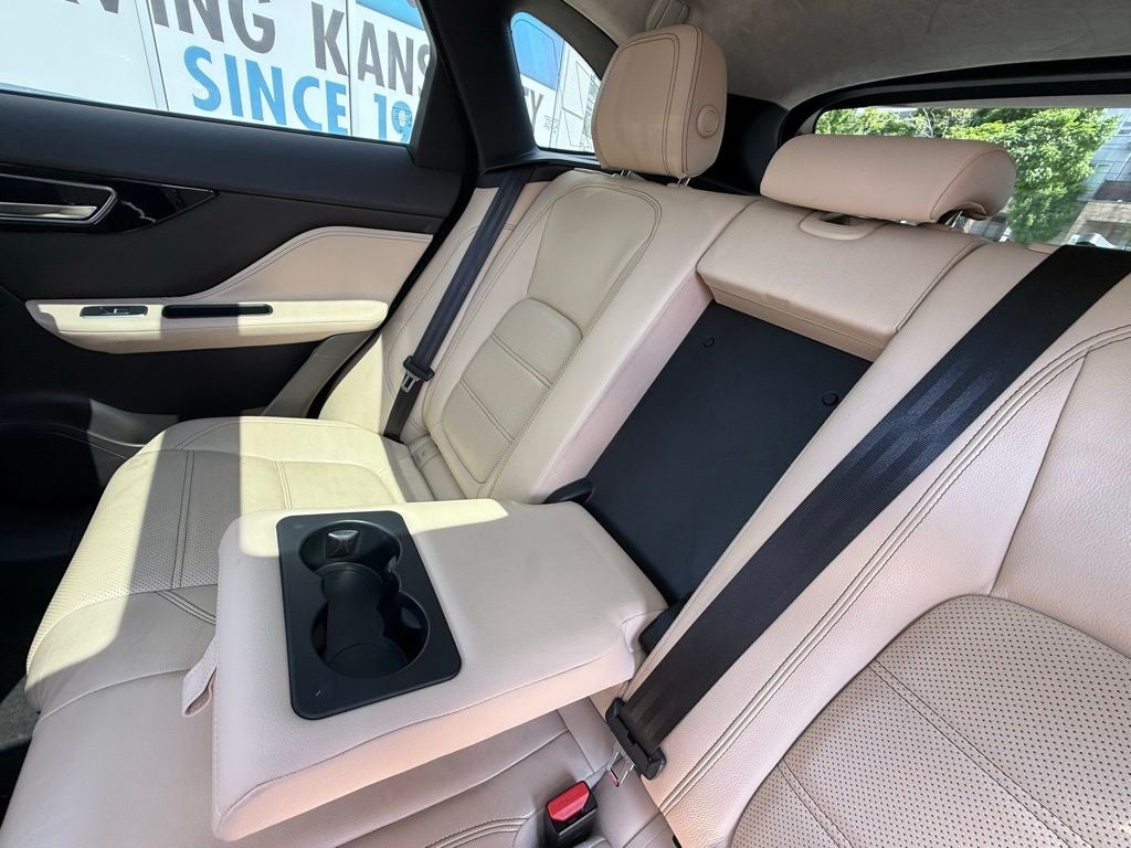 2019 Jaguar F-PACE 25t Prestige