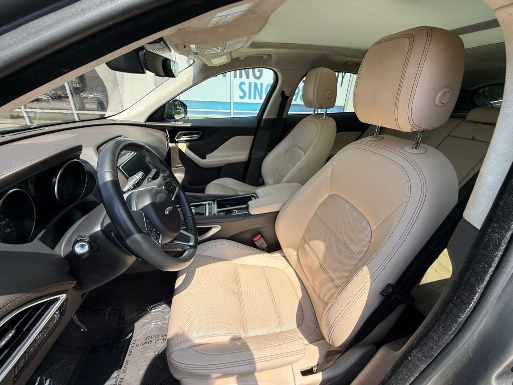 2019 Jaguar F-PACE 25t Prestige