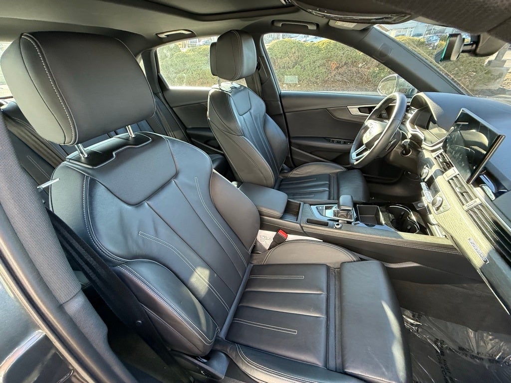 2024 Audi A4 45 S line Premium Plus quattro