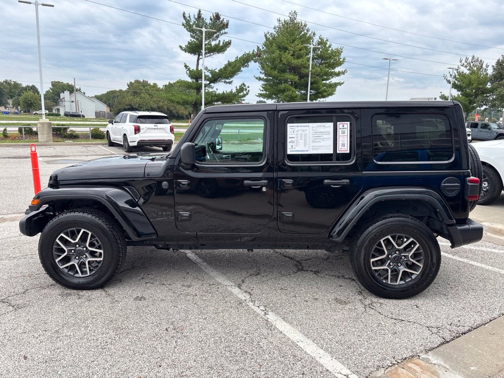 2025 Jeep Wrangler 4-Door Sahara 4x4