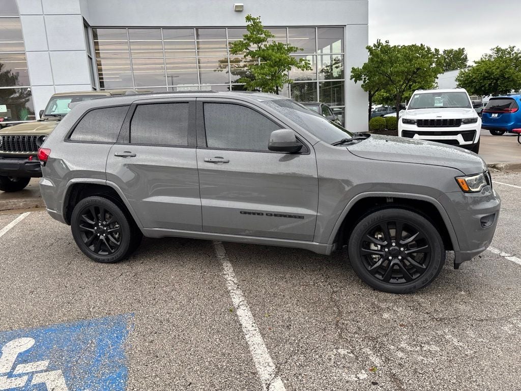2021 Jeep Grand Cherokee Laredo X