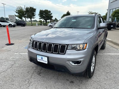 2020 Jeep Grand Cherokee Laredo E 4x4