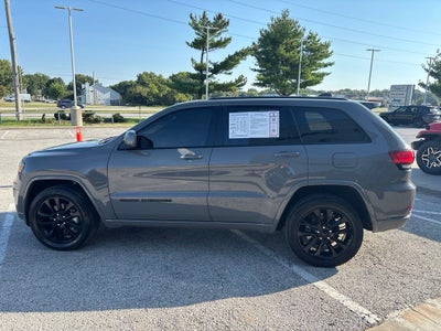 2021 Jeep Grand Cherokee Laredo X 4x4